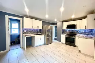 304 Queen St, Bristol, CT 06010 - Photo 6