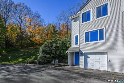 111 Knowles Avenue #111, Middletown, CT 06457 - Photo 2