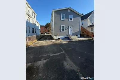 114 Cleveland Avenue, Bridgeport, CT 06606 - Photo 6