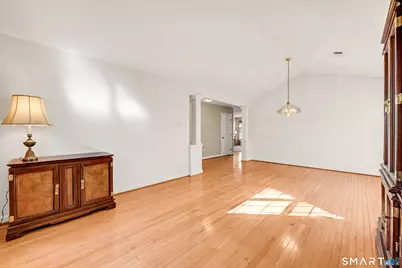 126 Rolling Green, Middletown, CT 06457 - Photo 8