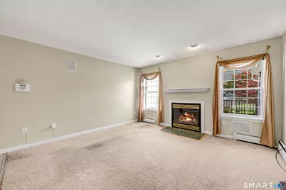 126 Rolling Green, Middletown, CT 06457 - Photo 16