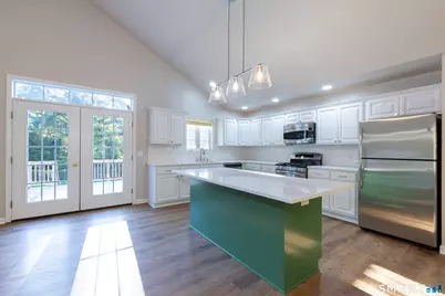 469 Bradley Street, East Haven, CT 06512 - Photo 6