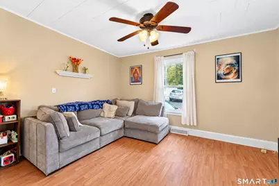28 Eagle Street, Plymouth, CT 06786 - Photo 8