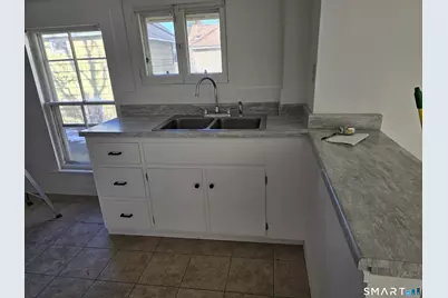 585 Prospect Street #2nd Floor, Torrington, CT 06790 - Photo 4