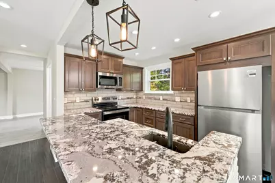 60 Shore Drive, Meriden, CT 06451 - Photo 6