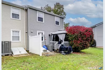 854 Long Hill Road #854, Middletown, CT 06457 - Photo 2