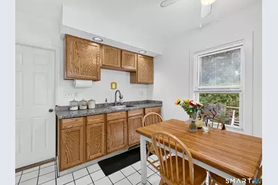 977 Townsend Avenue #2, New Haven, CT 06512 - Photo 8