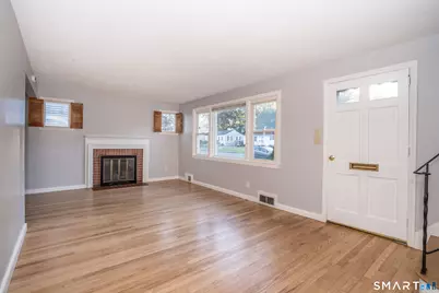 118 Randal Avenue, West Hartford, CT 06110 - Photo 4