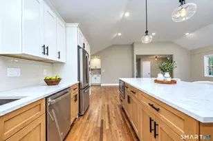 335 Arnold Ln, Orange, CT 06477 - Photo 6