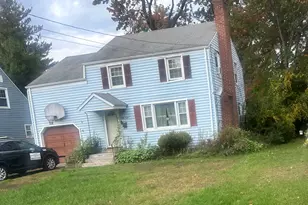 58 Edgemont Ave, West Hartford, CT 06110 - Photo 6