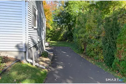 28 Dewey Place, Plainville, CT 06062 - Photo 4