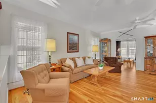 5 Harwood Gardens, Cromwell, CT 06416 - Photo 6