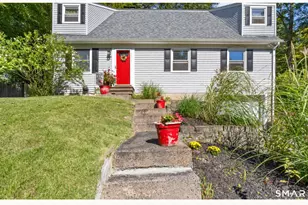 138 Red Robin Rd, Naugatuck, CT 06770 - Photo 1