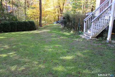 18 Topfield Road, Danbury, CT 06811 - Photo 4