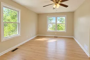 672 Woodward Ave, New Haven, CT 06512 - Photo 12