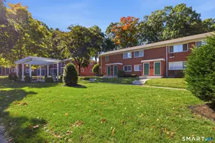 444 Middle Turnpike W, Manchester, CT 06040 - Photo 2