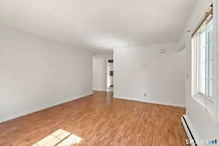 444 Middle Turnpike W, Manchester, CT 06040 - Photo 4