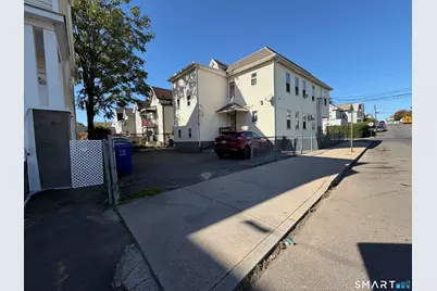 368 Benham Avenue #2nd Floor, Bridgeport, CT 06604 - Photo 16