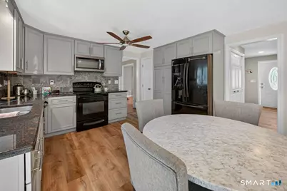 35 Brookside Place, Cheshire, CT 06410 - Photo 4