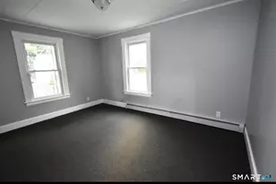 16 Crown St, Bristol, CT 06010 - Photo 6
