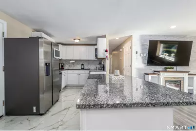 50 Deering Lane, Waterbury, CT 06706 - Photo 8