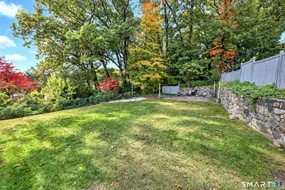 109 Saint Charles Avenue, Stamford, CT 06907 - Photo 4