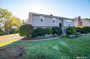 11 Hale Rd, Portland, CT 06480 - Photo 2