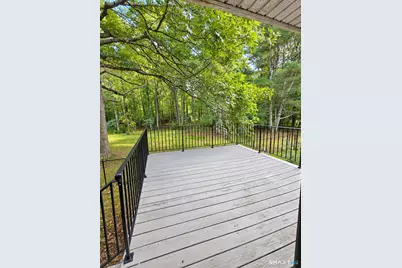 102 Moxley Road, Montville, CT 06382 - Photo 10