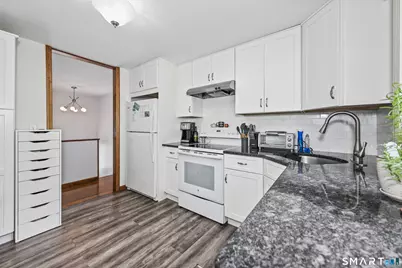 430 Shepard Avenue, Hamden, CT 06514 - Photo 8