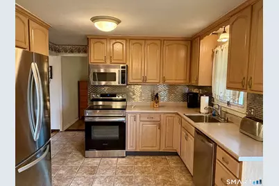 2 Jerz Lane, North Branford, CT 06471 - Photo 8