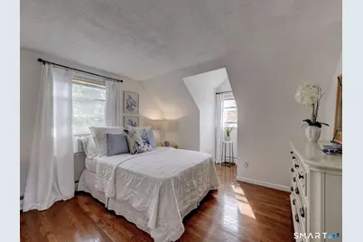 98 St James Street, West Hartford, CT 06119 - Photo 18