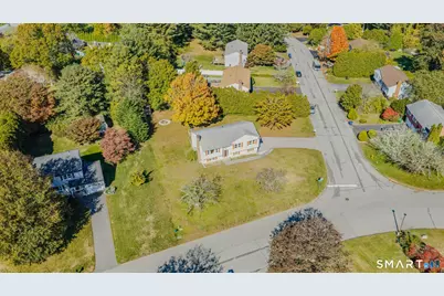 2 Wallace Street, Waterford, CT 06385 - Photo 38