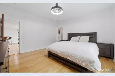 128 Van Buskirk Avenue, Stamford, CT 06902 - Photo 10