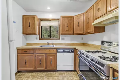 95 Country Hill Road #95, Naugatuck, CT 06770 - Photo 16