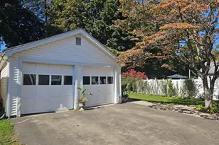 29 Argyle Ave, West Hartford, CT 06107 - Photo 16