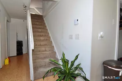 11 Granada Road, Waterbury, CT 06704 - Photo 10