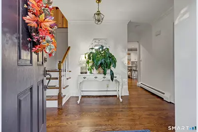 12 Thornwood Place, Trumbull, CT 06611 - Photo 2