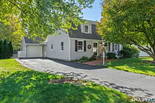 11 Centerwood Rd, Newington, CT 06111 - Photo 1