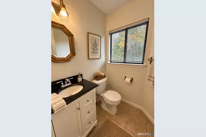 20 Stonegate Circle #E, Branford, CT 06405 - Photo 18