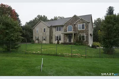 7 Edith Place, Cheshire, CT 06410 - Photo 2