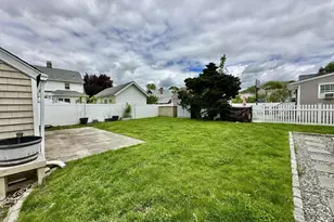 33 Emerson St, Norwalk, CT 06855 - Photo 30