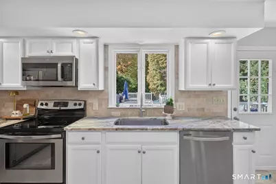 52 Kirk Road, Hamden, CT 06514 - Photo 12