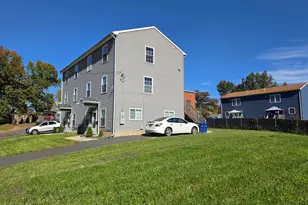 46-48 Brinley Ave, Hartford, CT 06106 - Photo 2
