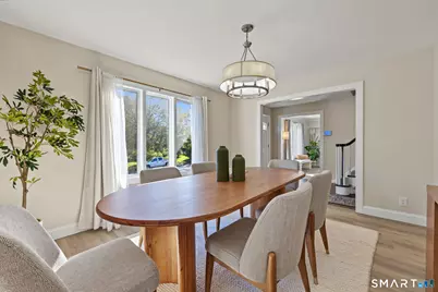 14 Coachlamp Lane, Stamford, CT 06902 - Photo 10