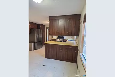 11 Kent Drive, Manchester, CT 06042 - Photo 6