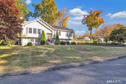 2 Bryan Circle, Seymour, CT 06483 - Photo 2
