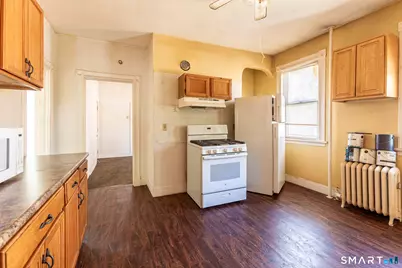 28 Edgewood Street, Hartford, CT 06112 - Photo 38