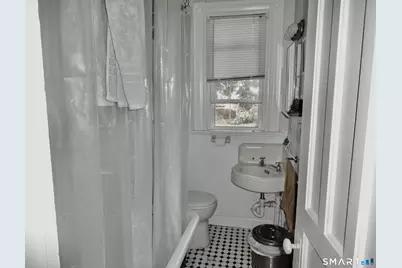 160 Morehouse Street, Bridgeport, CT 06605 - Photo 14