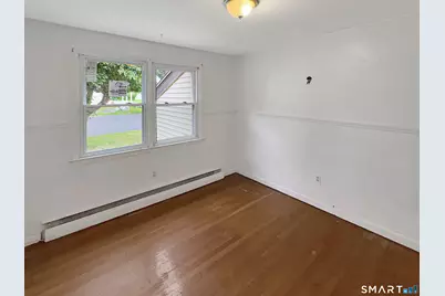 115 Anton Drive, Bridgeport, CT 06606 - Photo 14