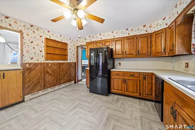 47 Mountain View Drive, Waterbury, CT 06706 - Photo 8